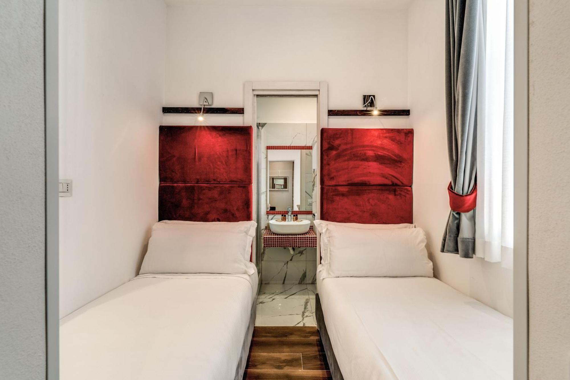 Piazza Di Spagna Comfort Rooms Rom Exterior foto
